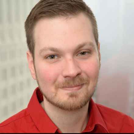 Joshua Oaks Headshot